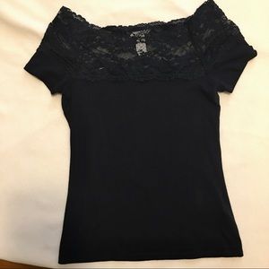 Black Laced Neckline Short Sleeved Shirt
